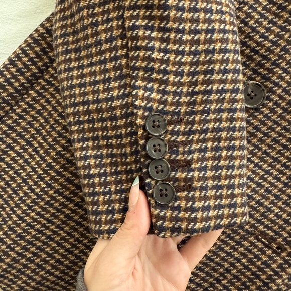 Classic Brown Checkered Women's Blazer - Picture 5 of 5